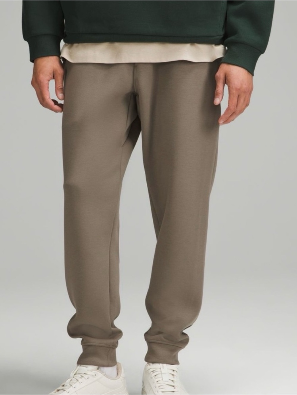 Lululemon Smooth‎ Space Joggers Mens Small Nomad Brown Pants LM5B18S
